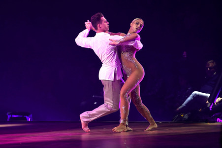 Tanzshow 'Let's Dance - Die Live-Tour 2021' in Hannover