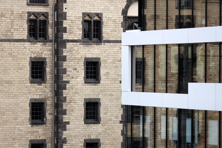 Symbolfoto Luxuswohnungen in Köln