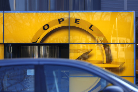 Symbolfoto Autohandel