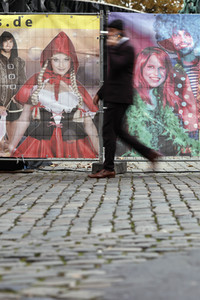 Symbolfoto Karneval mit 2G
