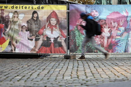 Symbolfoto Karneval mit 2G