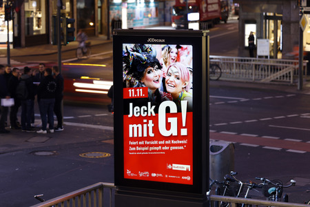 Symbolfoto Karneval mit 2G