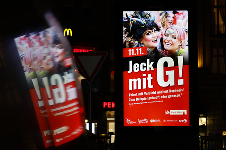 Symbolfoto Karneval mit 2G