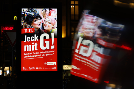 Symbolfoto Karneval mit 2G