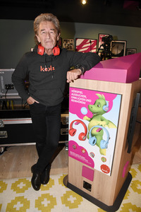Peter Maffay beim Fototermin mit Telekom und Kekz in München