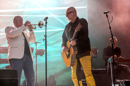 Konzert von Fury in the Slaughterhouse in Hannover