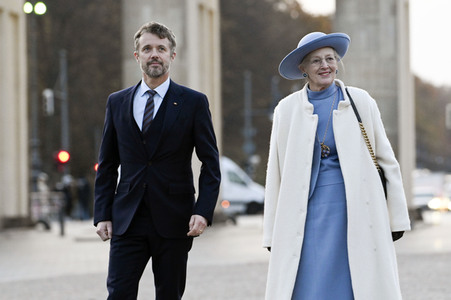 Fototermin mit Königin Margrethe II. von Dänemark und Kronprinz Frederik von Dänemark in Berlin