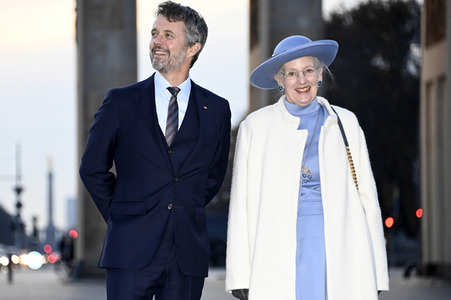 Fototermin mit Königin Margrethe II. von Dänemark und Kronprinz Frederik von Dänemark in Berlin