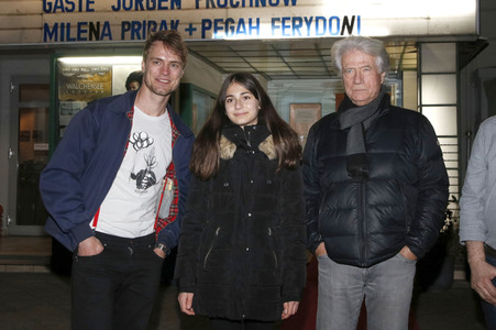 Filmpremiere 'Eine Handvoll Wasser' in Berlin