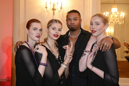 Jubiläumsshow der Schmuckdesignerin Gabriele Iazzetta in Berlin