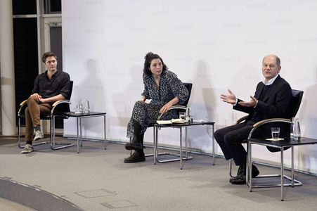 Treffen von Olaf Scholz mit Klimaaktivisten in Berlin