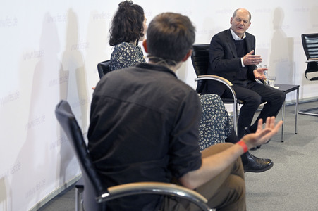 Treffen von Olaf Scholz mit Klimaaktivisten in Berlin