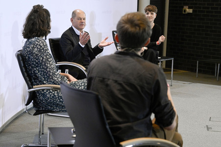 Treffen von Olaf Scholz mit Klimaaktivisten in Berlin