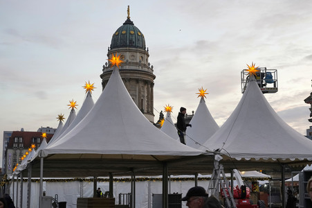 Aufbau der Weihnachtsmärkte in Berlin