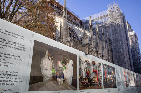 Wiederaufbau der Kathedrale Notre-Dame de Paris