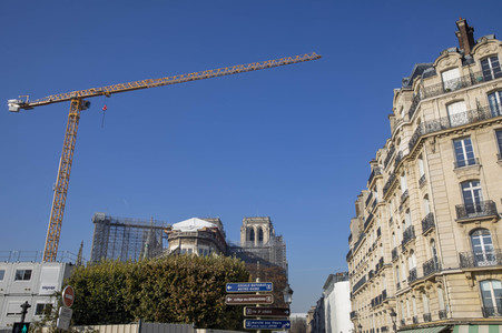 Wiederaufbau der Kathedrale Notre-Dame de Paris