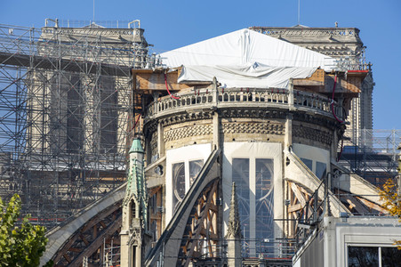 Wiederaufbau der Kathedrale Notre-Dame de Paris