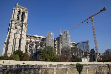 Wiederaufbau der Kathedrale Notre-Dame de Paris