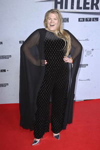 Serienpremiere 'Faking Hitler' in Berlin