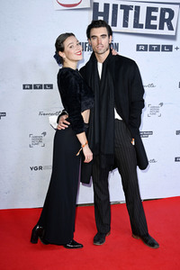 Serienpremiere 'Faking Hitler' in Berlin