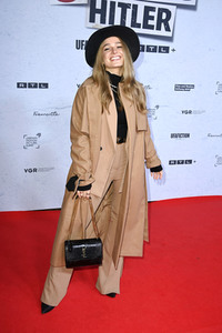 Serienpremiere 'Faking Hitler' in Berlin