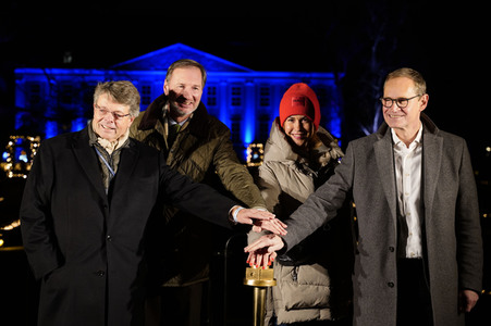 Feierliche Eröffnung von 'Weihnachten im Tierpark' in Berlin