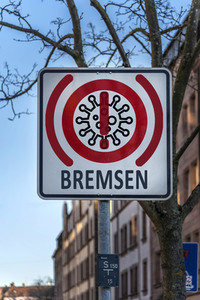 Symbolfoto Blocken, Bremsen, Boostern