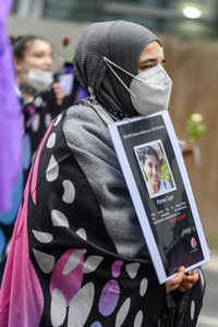 Demo zum Tag gegen Gewalt an Frauen in Düsseldorf