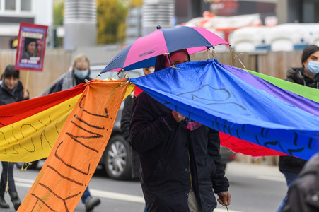 Demo zum Tag gegen Gewalt an Frauen in Düsseldorf