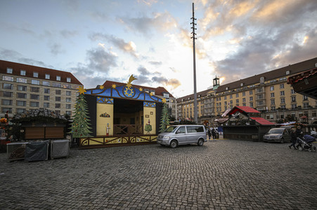 Weihnachtsmarkt-Aus in Dresden