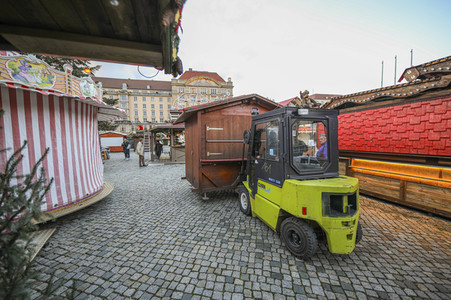 Weihnachtsmarkt-Aus in Dresden