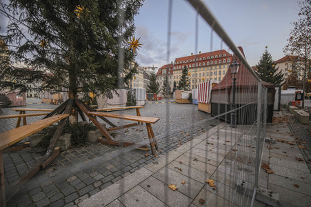 Weihnachtsmarkt-Aus in Dresden
