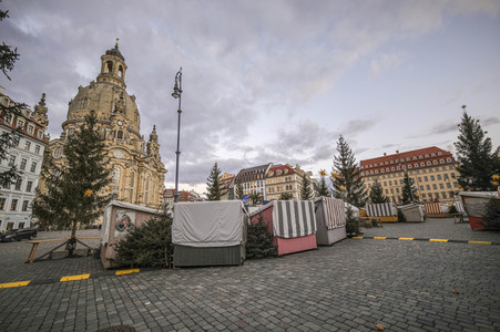 Weihnachtsmarkt-Aus in Dresden