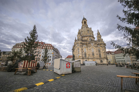 Weihnachtsmarkt-Aus in Dresden