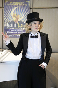 Pressekonferenz zur neu überarbeiteten Revue 'Berlin Berlin' in Berlin
