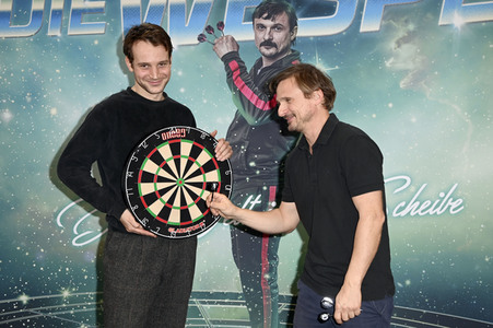 Photocall 'Die Wespe' in Berlin