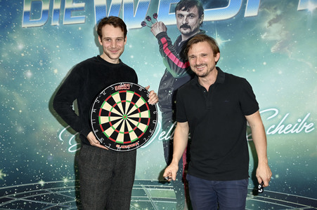 Photocall 'Die Wespe' in Berlin