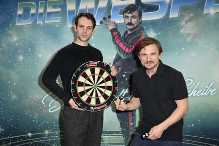 Photocall 'Die Wespe' in Berlin