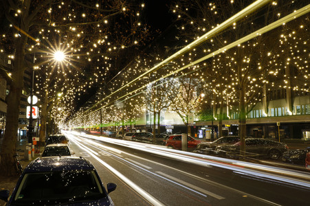 Weihnachtsbeleuchtung am Kudamm in Berlin