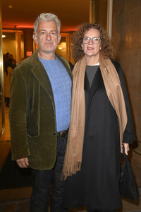 Theaterpremiere 'Schöne Bescherungen' in Berlin
