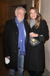 Theaterpremiere 'Schöne Bescherungen' in Berlin
