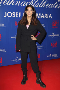 Theaterpremiere 'Josef und Maria' in Hamburg