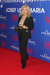Theaterpremiere 'Josef und Maria' in Hamburg