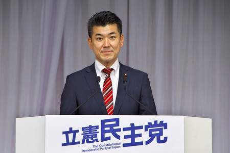 Pressekonferenz mit Kenta Izumi in Tokio