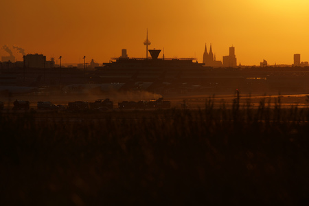 Symbolfoto Köln Bonn Airport vor der Pandemie