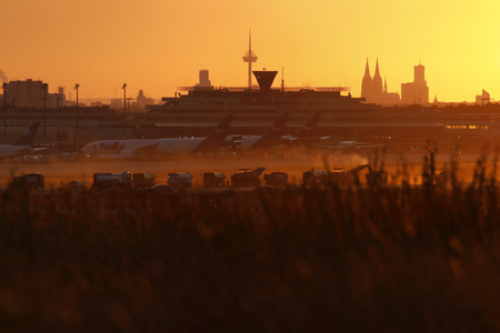 Symbolfoto Köln Bonn Airport vor der Pandemie