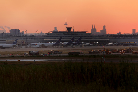 Symbolfoto Köln Bonn Airport vor der Pandemie