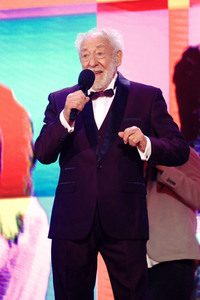 Silvestershow 'Celebrate at the Gate - Willkommen 2022' in Berlin