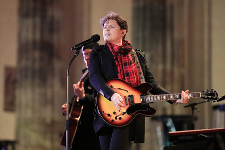 Silvestershow 'Celebrate at the Gate - Willkommen 2022' in Berlin