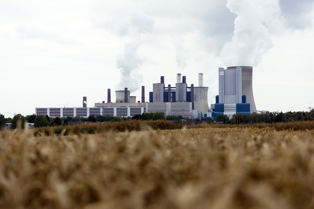 Das Braunkohle-Kraftwerk Niederaußem